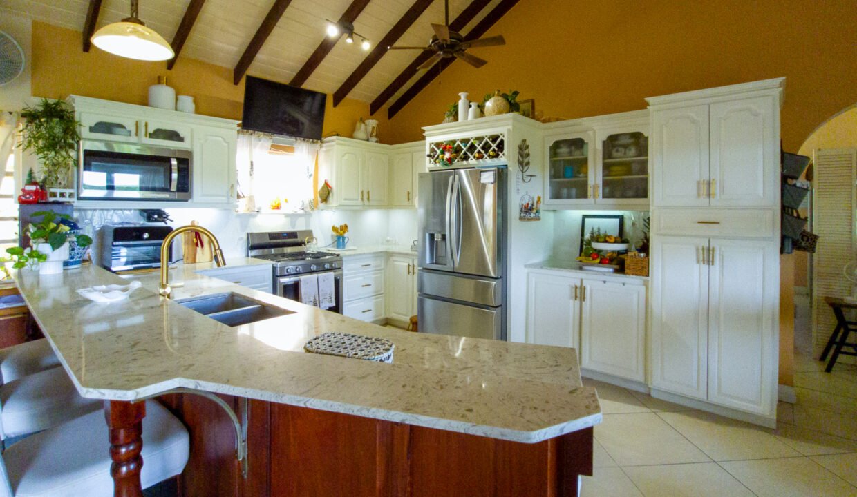 FrairsHillRd-5bedHome-13