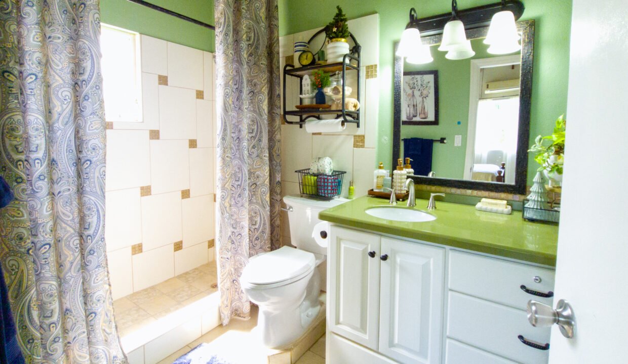 FrairsHillRd-5bedHome-15