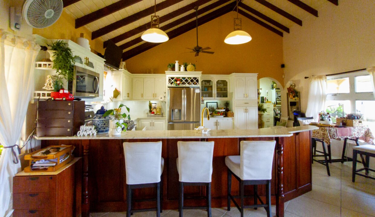 FrairsHillRd-5bedHome-17