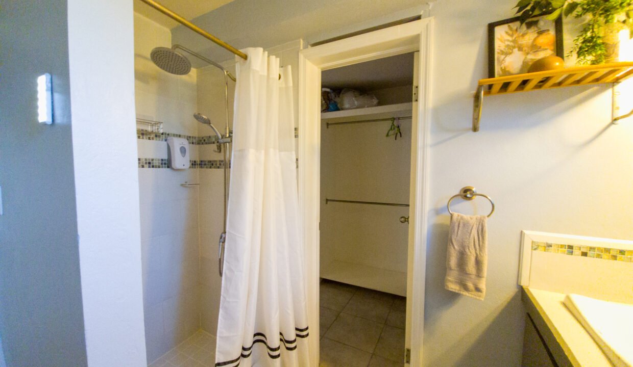 FrairsHillRd-5bedHome-51